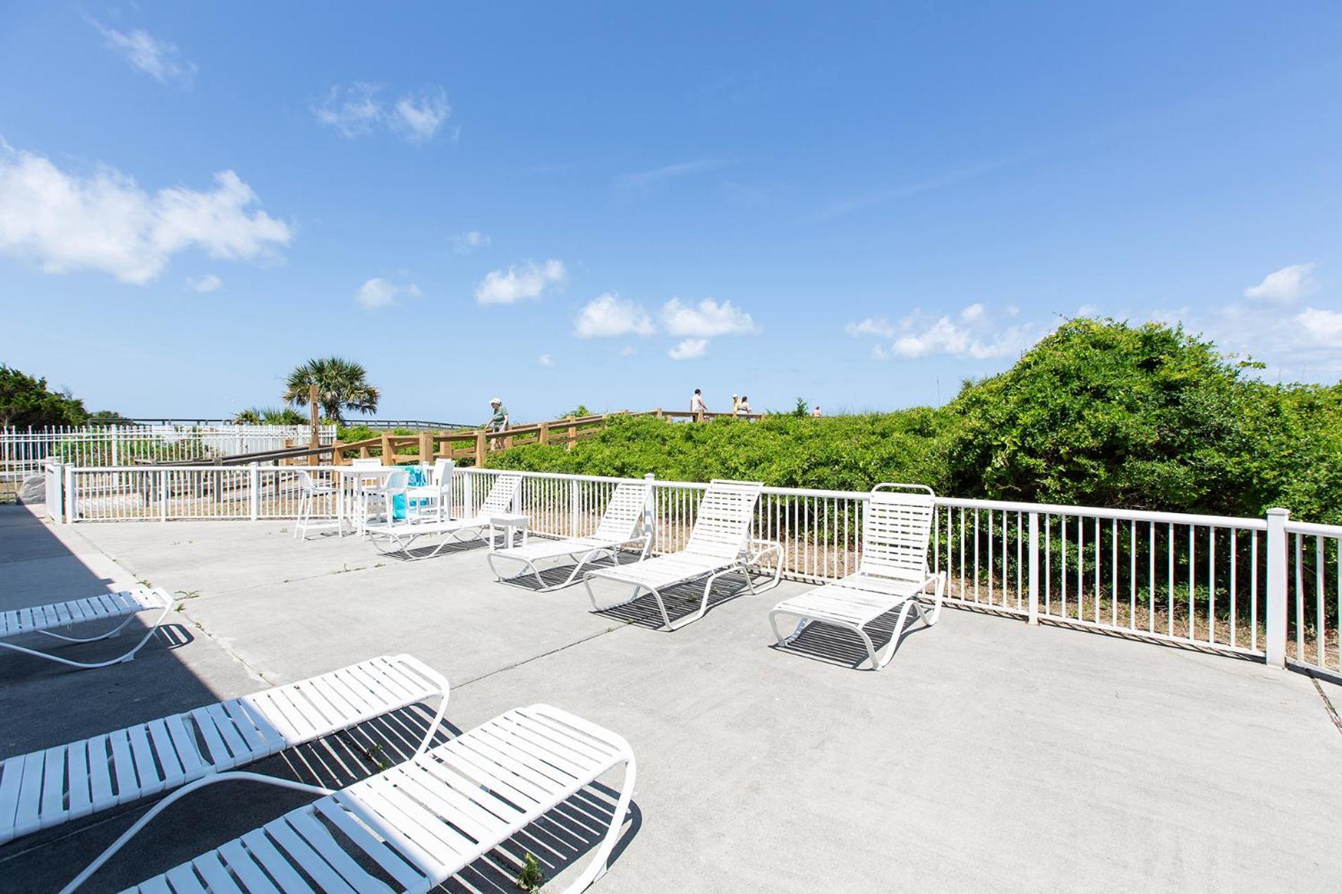 Golden Sands Oceanfront Hotel Carolina Beach Bagian luar foto