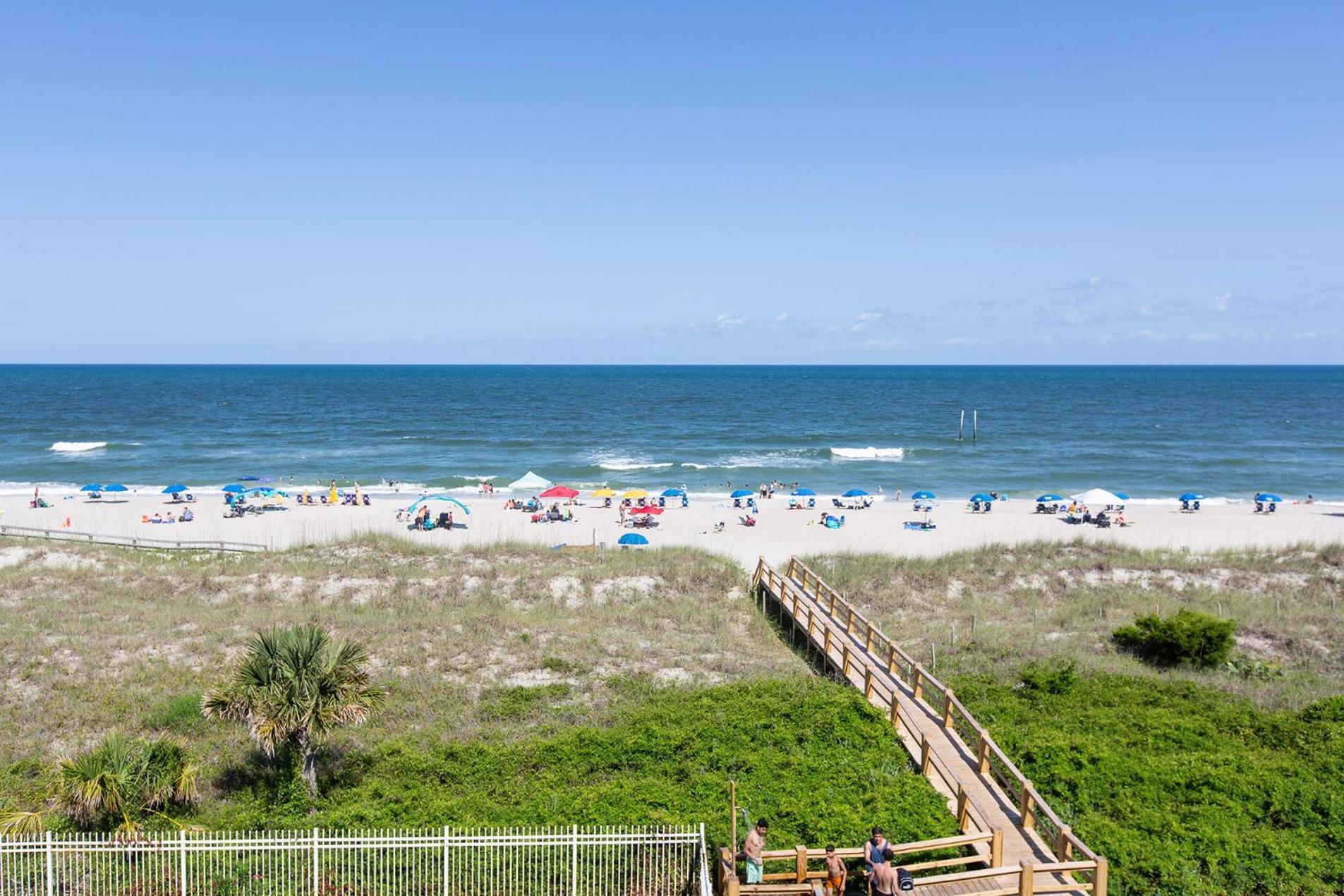 Golden Sands Oceanfront Hotel Carolina Beach Bagian luar foto