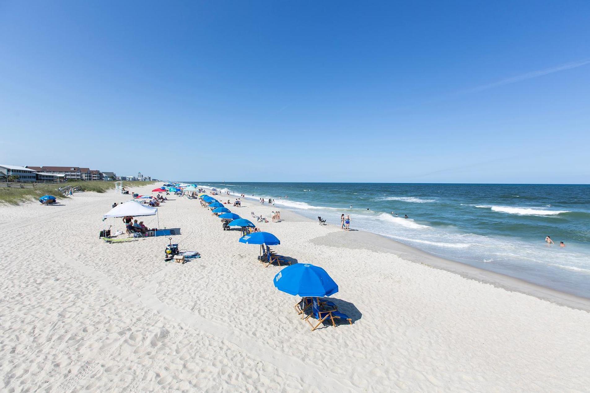 Golden Sands Oceanfront Hotel Carolina Beach Bagian luar foto